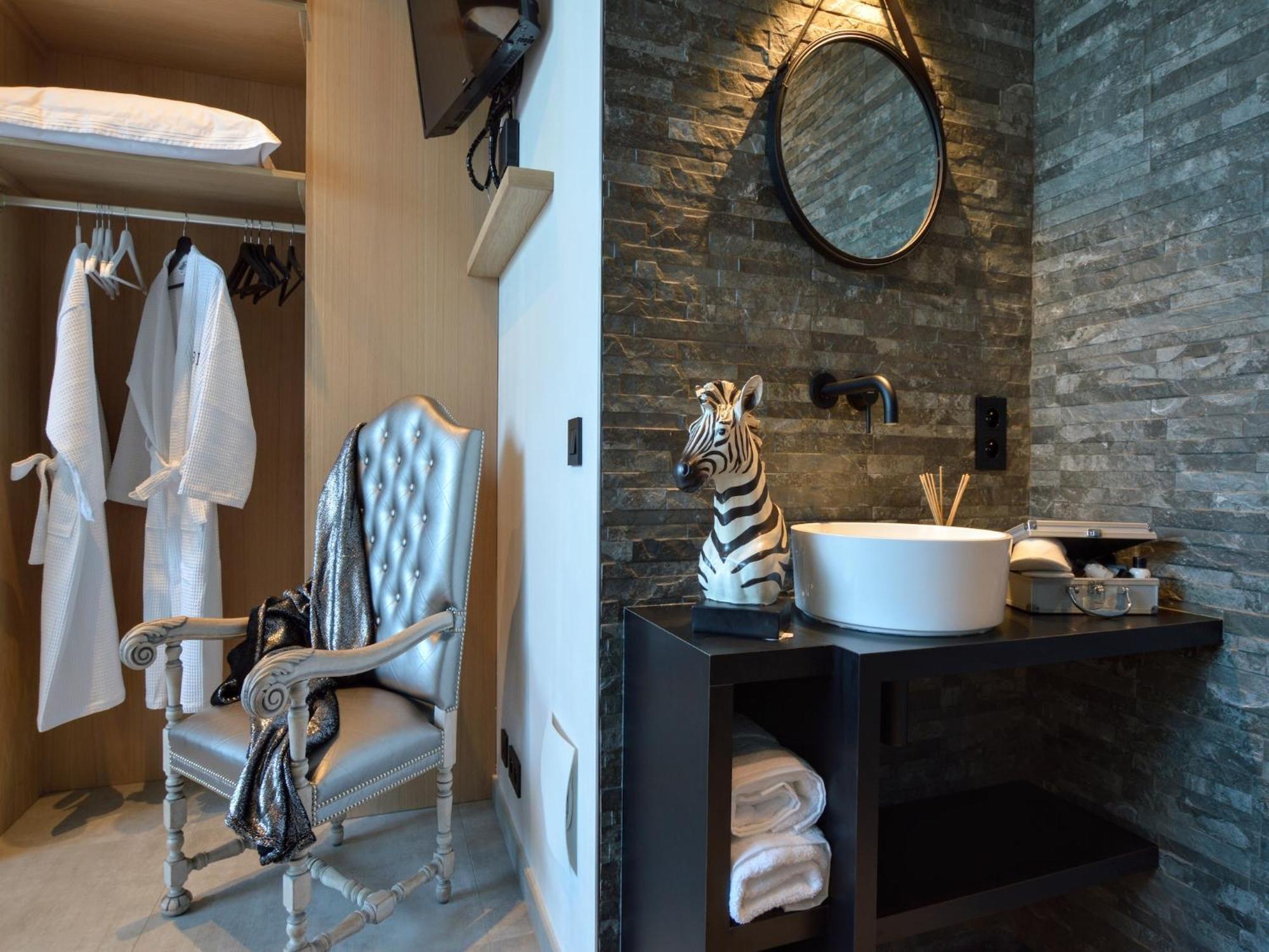 Cozy Villa In Dalhem Ardennes With Private Garden エクステリア 写真